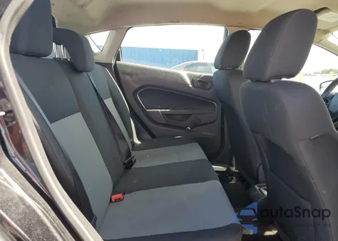 2015 Ford Fiesta S z USA, uszkodzony, nr VIN 3FADP4TJ4FM157695